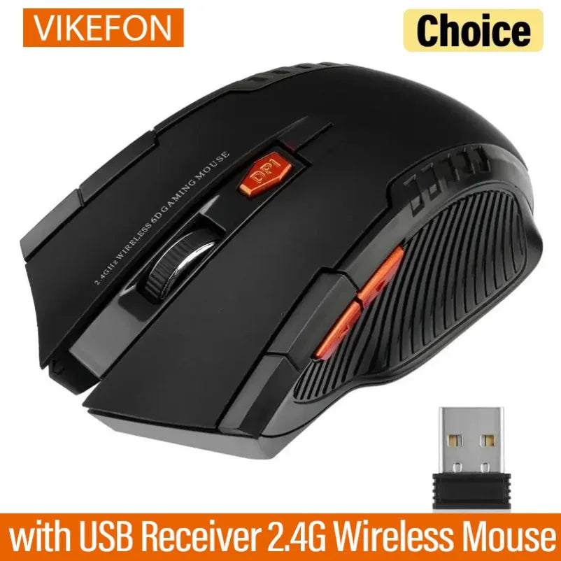 Chuột không dây màu đen với nút cam và đầu thu USB.