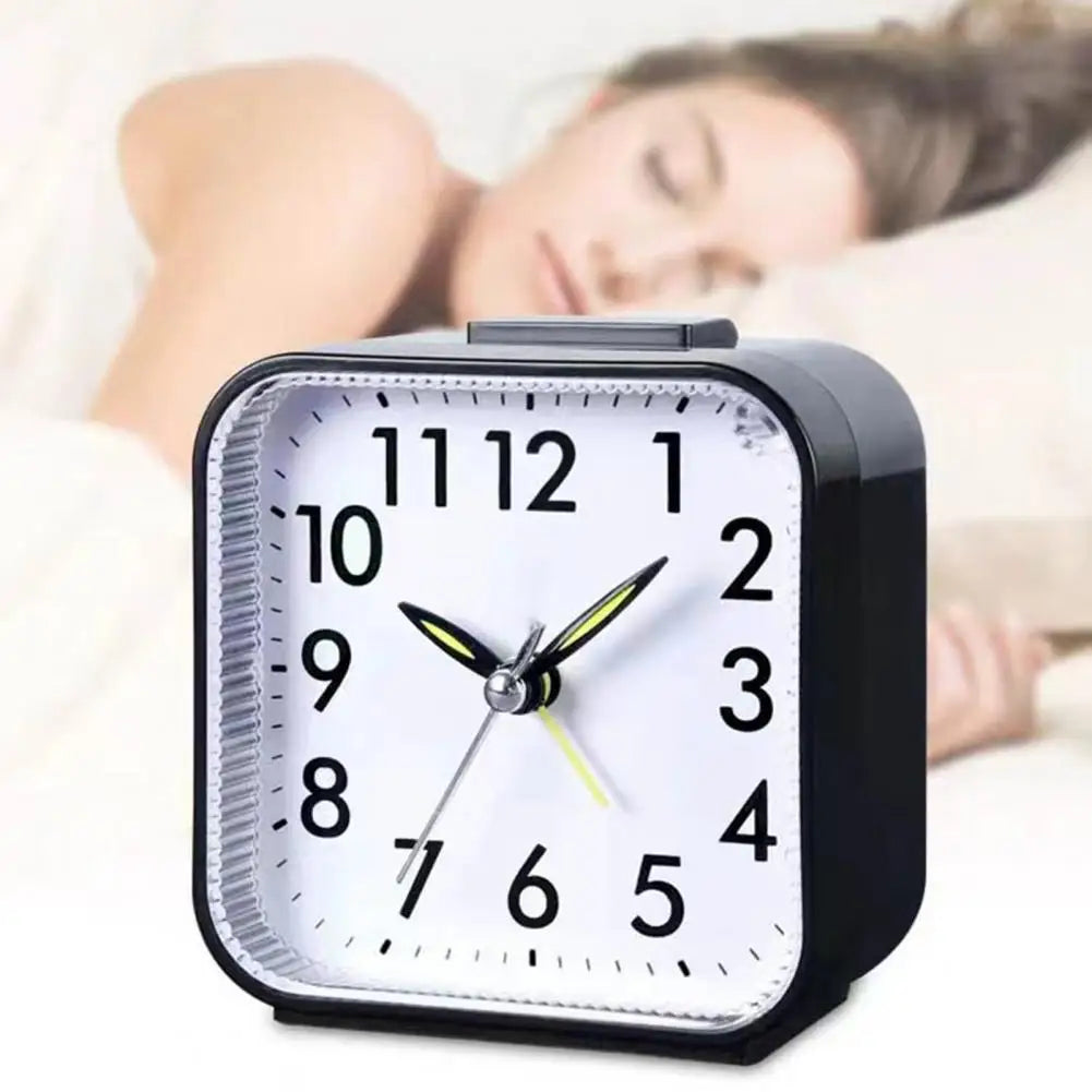 Đồng hồ báo thức không tích tắc, pin, đèn ngủ, yên tĩnh - Daisan Mart