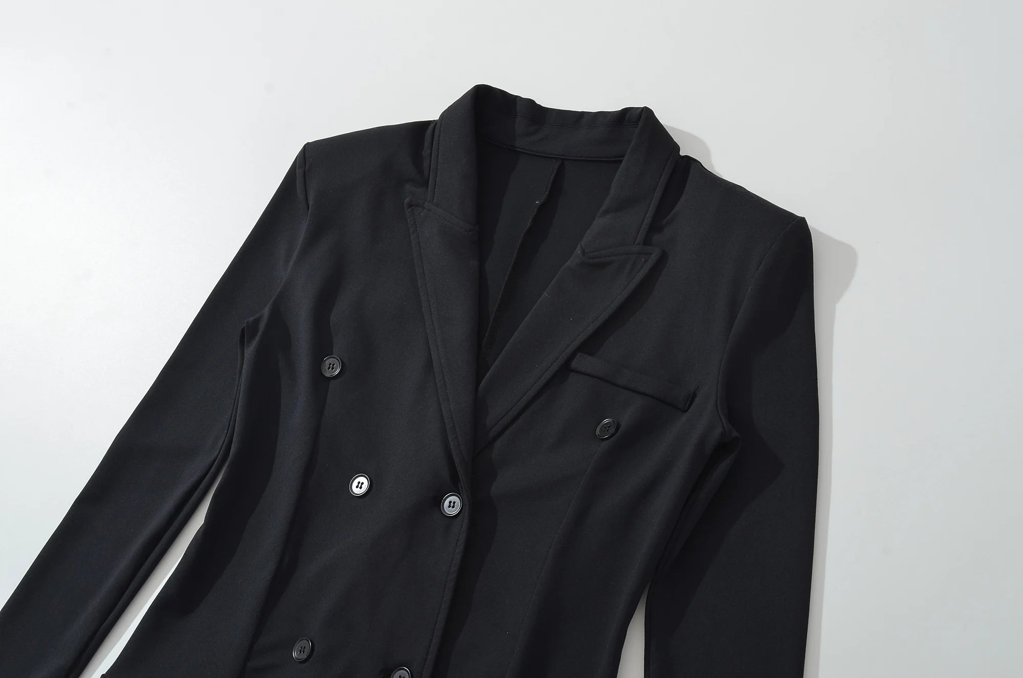 Body Đen Nữ Retro 2025 Tay Dài Cổ Vest Quyến Rũ - Daisan Mart