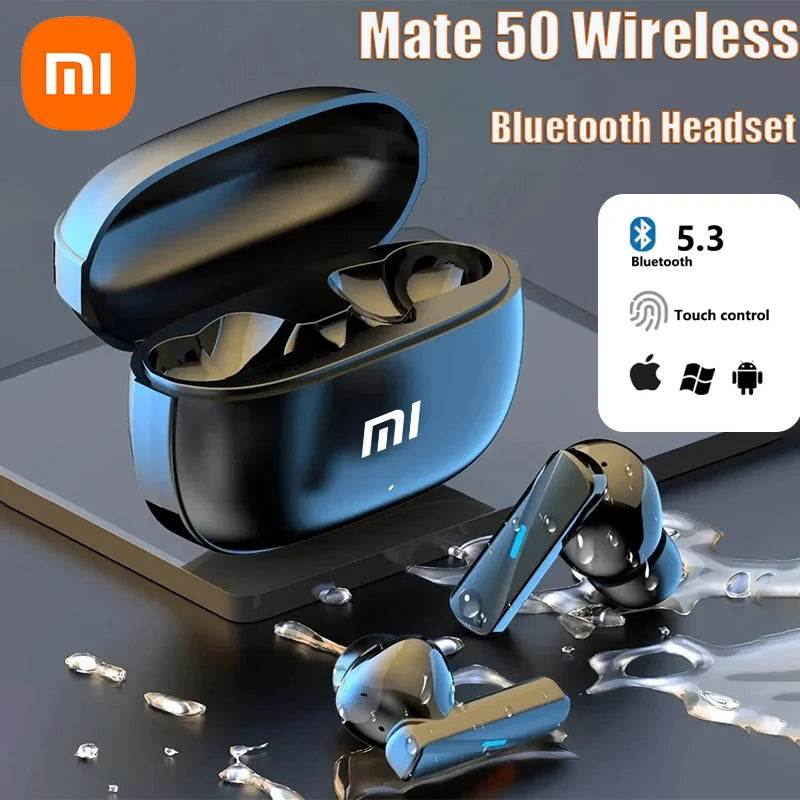 Tai nghe không dây đen với hộp sạc mở, logo "mi", nền xám, chi tiết Bluetooth 5.3.