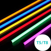 Đèn neon nhiều màu: cam, xanh dương, vàng, đỏ, xanh lá, tím. Chữ "T5/T8" nền trắng.