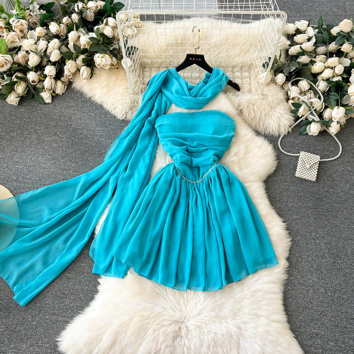 Đầm Midi Xếp Ly Quyến Rũ Không Dây Dáng Ôm Nữ - Daisan Mart