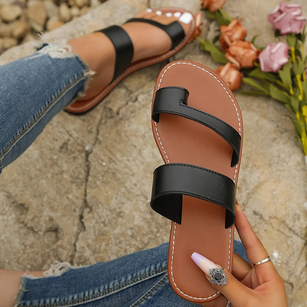 Dép Nữ Đi Biển Đế Bằng Thời Trang Màu Trơn - Daisan Mart