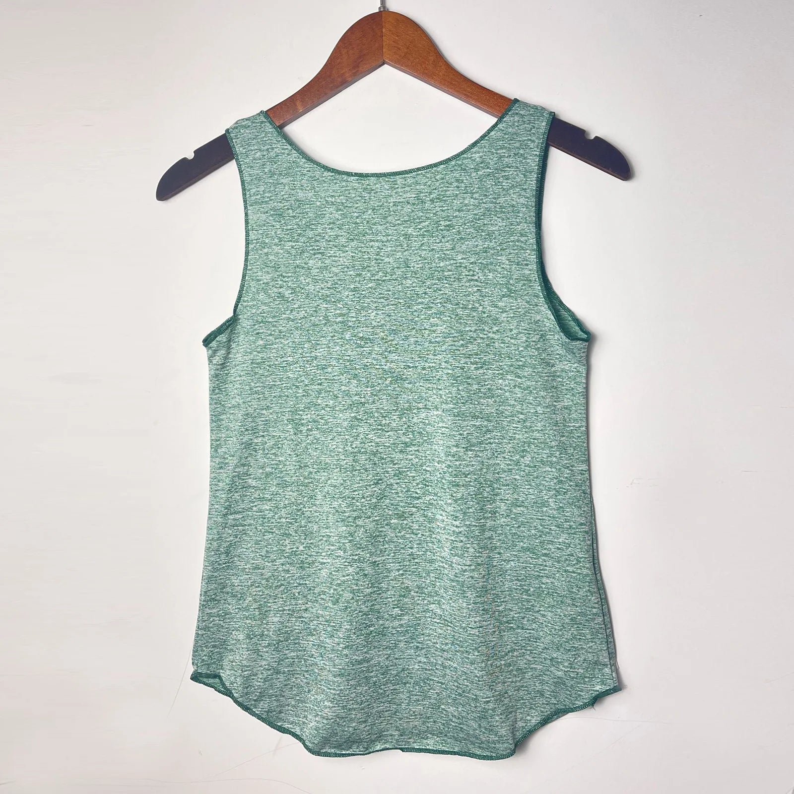 Áo Tank Tập Gym Nữ Thoáng Khí Sexy Không Tay - Daisan Mart