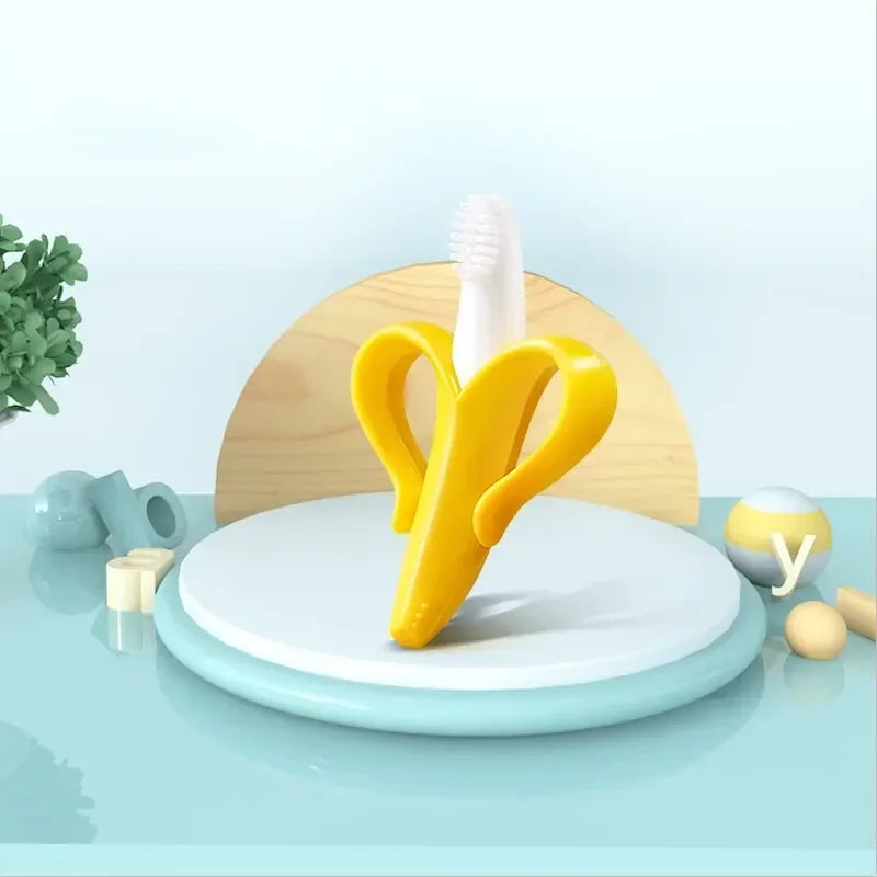 Bàn Chải & Gặm Nướu Hình Chuối Cho Bé 2in1 Silicone - Daisan Mart