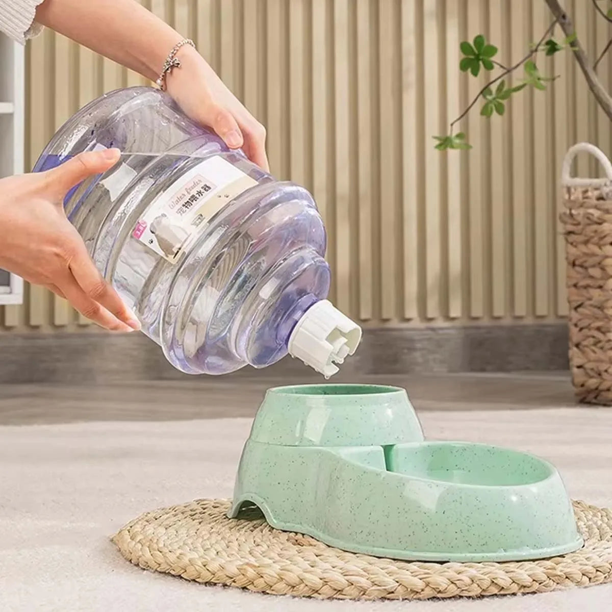 Automatic Pet Feeder 3.8L Large Capacity Pet Feeder and Water Dispenser Plastic Water Bottle Pet Supplies Bowl For Cats And Dogs - Daisan Mart