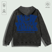 Áo hoodie màu xám đen, chữ "NEW YORK" màu xanh đậm lớn ở lưng, chất liệu cotton mềm.