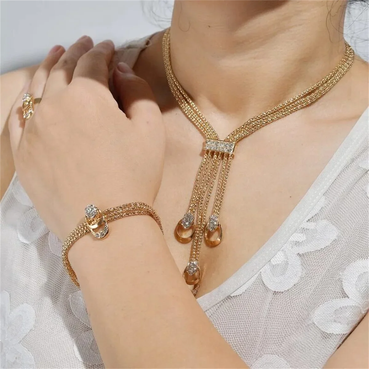 Bộ Trang Sức Vàng 4 Món: Nhẫn, Dây, Vòng, Bông Tai - Daisan Mart