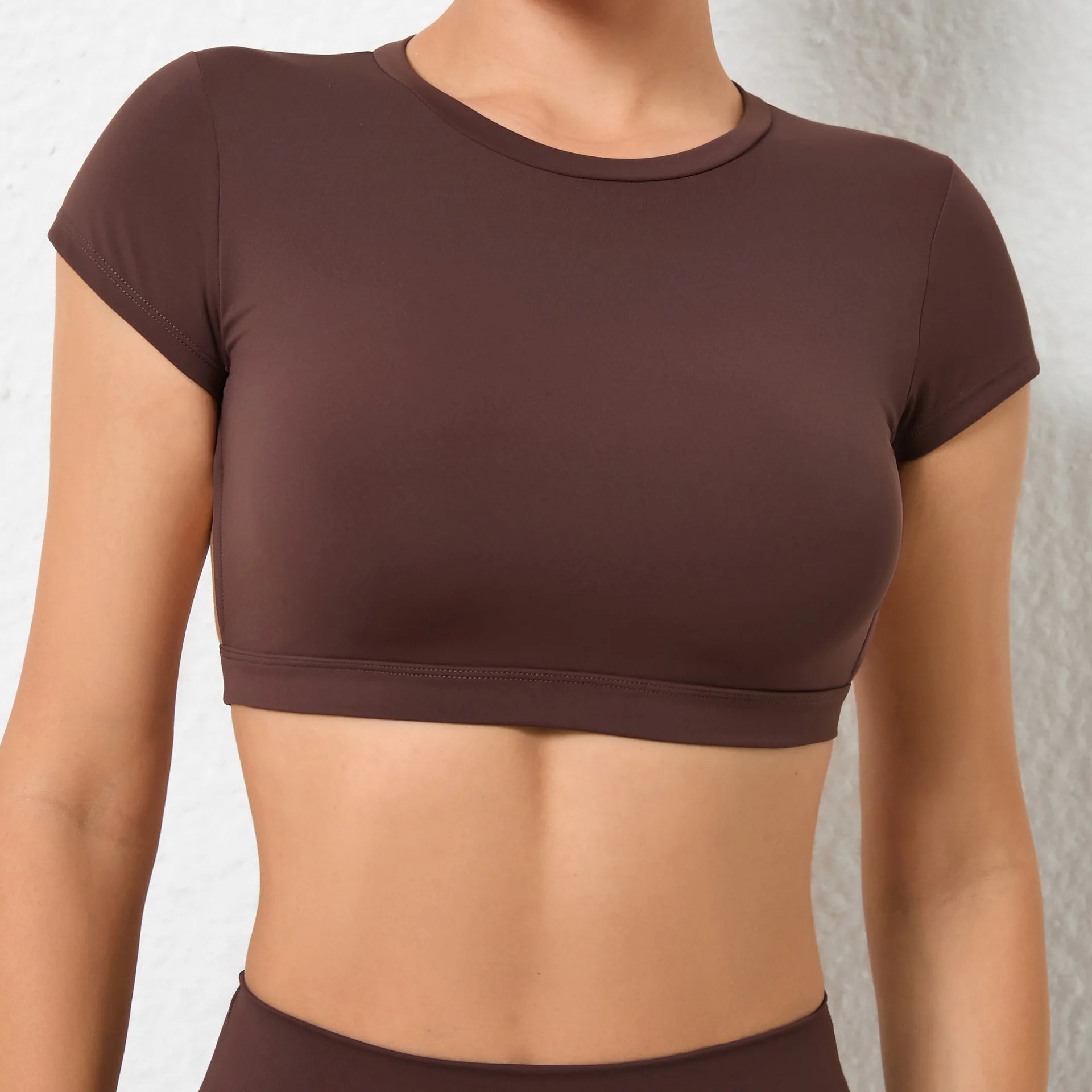 Áo Thể Thao Nữ Thoáng Khí Hở Lưng Yoga Gym năng động - Daisan Mart