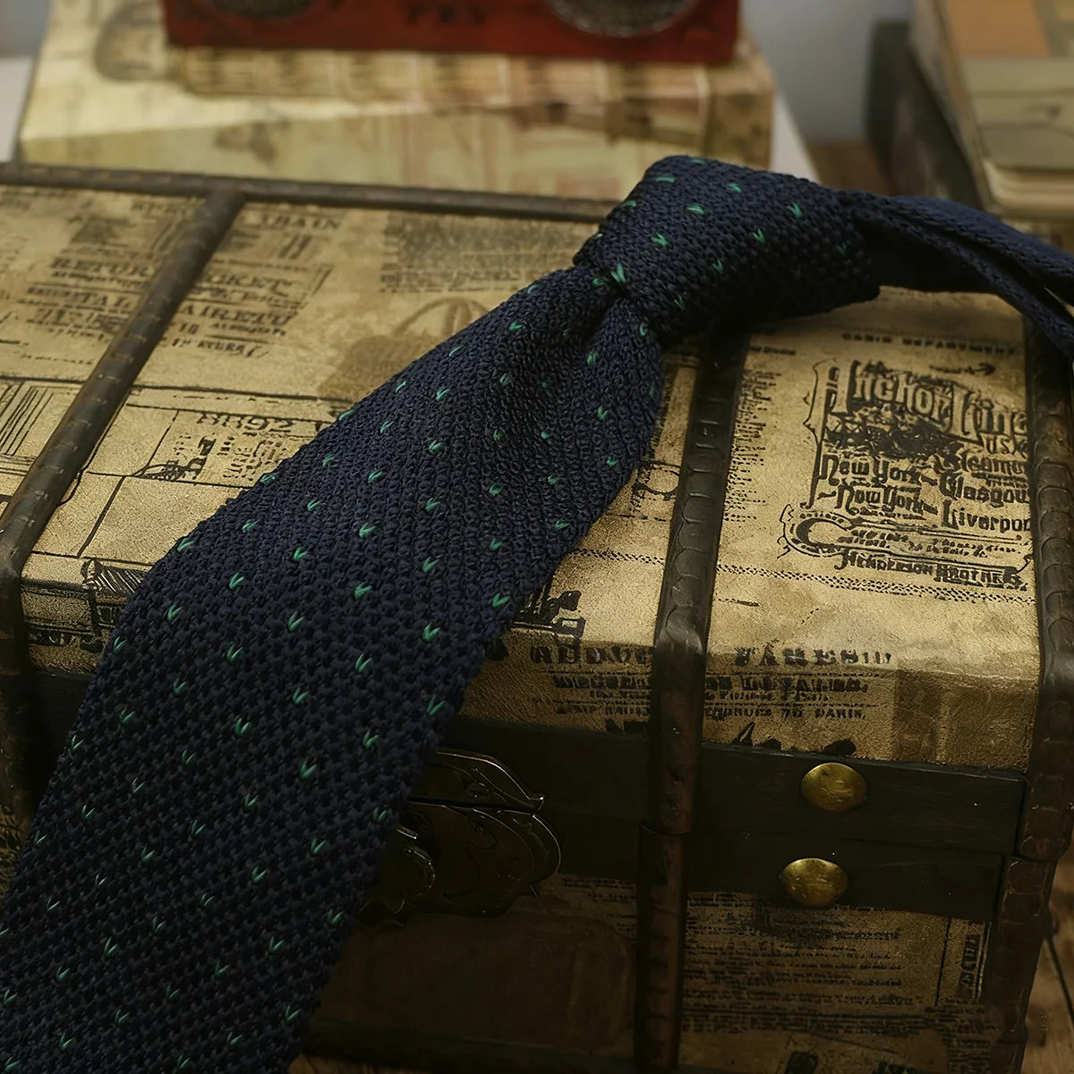 2025年新款青年條紋羊毛領帶，男女皆宜，適合參加派對