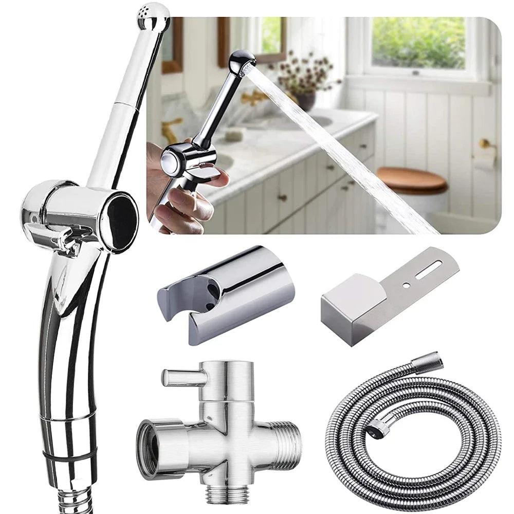 Bộ vòi xịt vệ sinh inox, sáng bóng, gồm vòi, van, giá treo và dây dẫn xoắn lò xo.