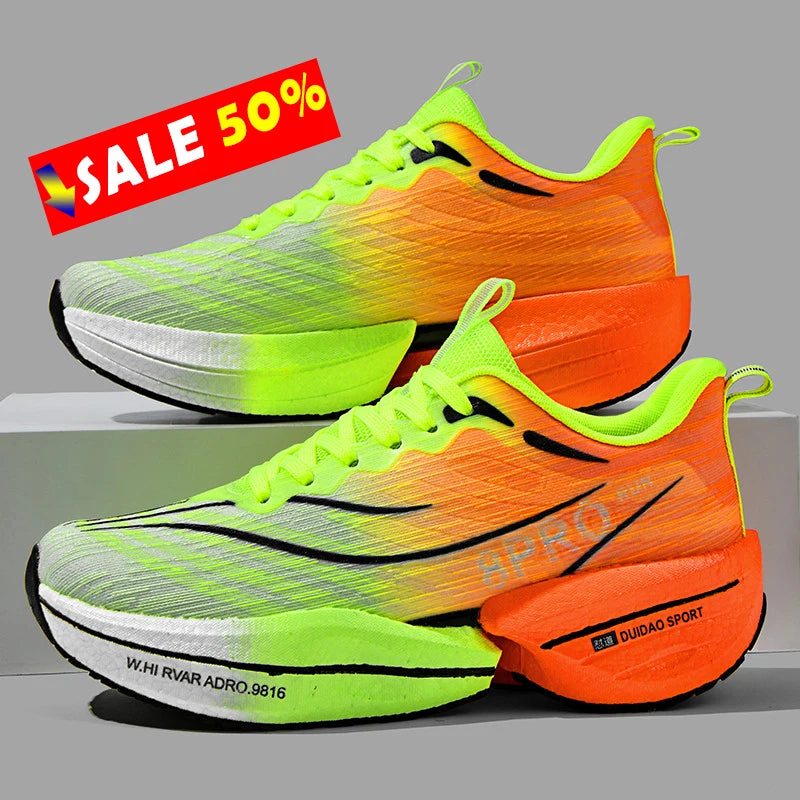 Giày thể thao màu cam và xanh neon, đế dày, giảm giá 50% trên nền xám.