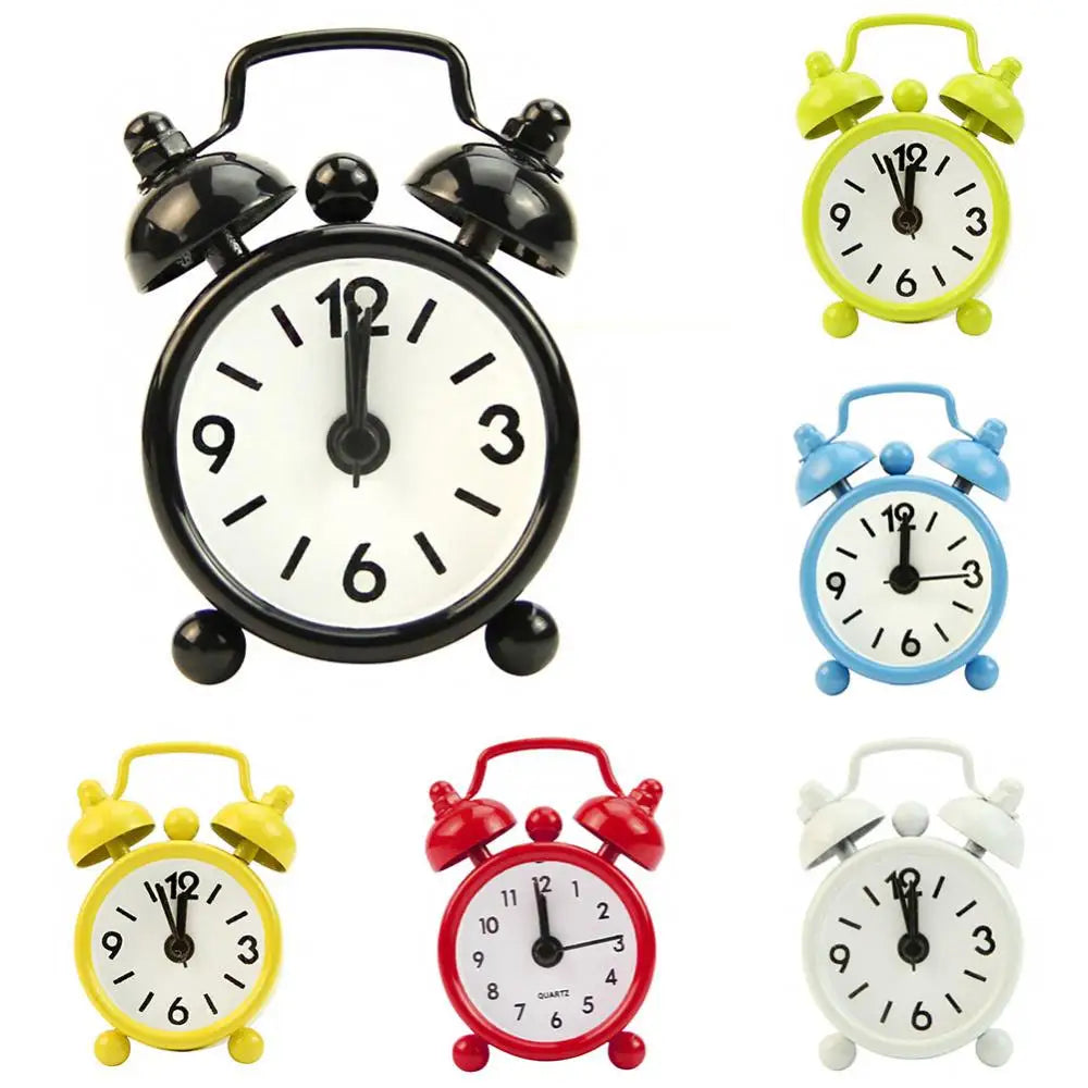 Đồng Hồ Báo Thức Mini Tròn Để Bàn Chạy Pin - Daisan Mart