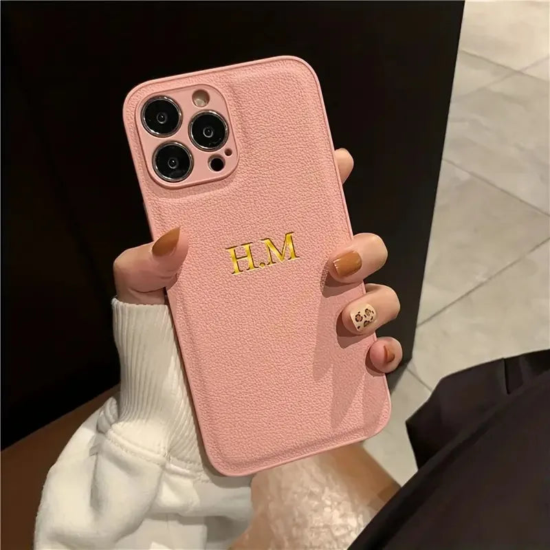 Ốp lưng iPhone 14 15 16 Cá nhân hóa tên 3D vàng - Daisan Mart