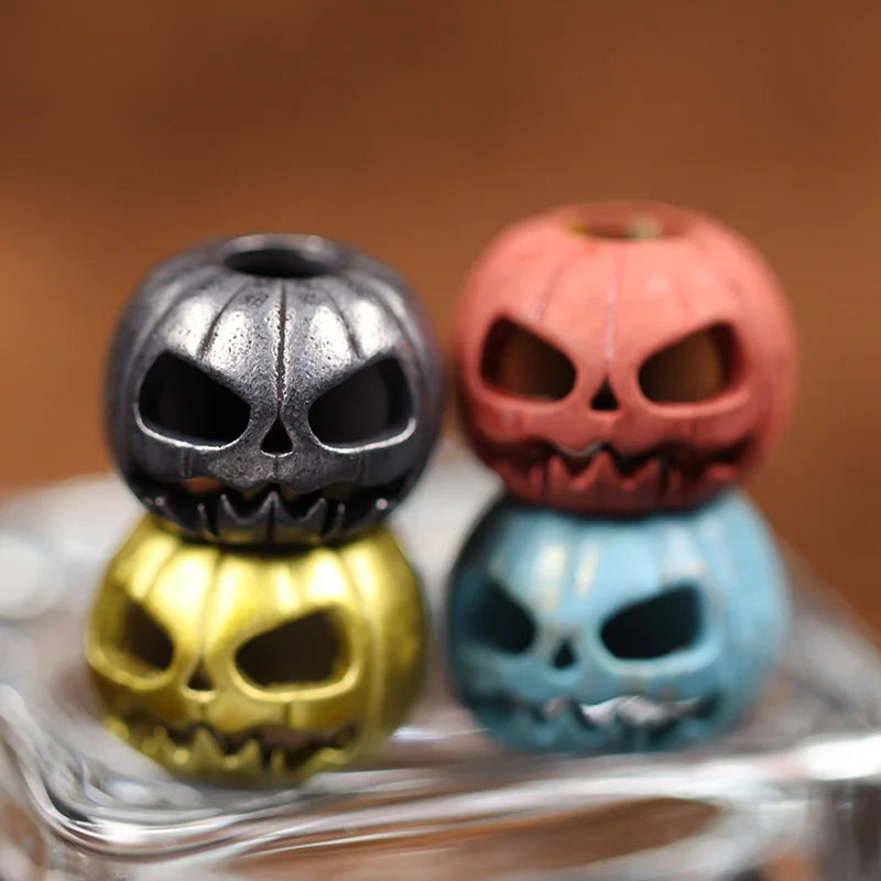 Đèn Bí Ngô Đầu Lâu Kèm Dây Dao Paracord Halloween - Daisan Mart