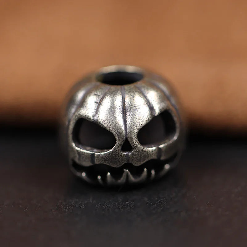 Đèn Bí Ngô Đầu Lâu Kèm Dây Dao Paracord Halloween - Daisan Mart