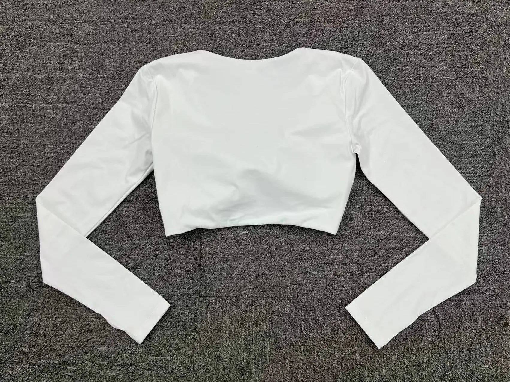 Crop Top Tập Nữ Dài Tay Lỗ Ngón Thể Thao Năng Động - Daisan Mart