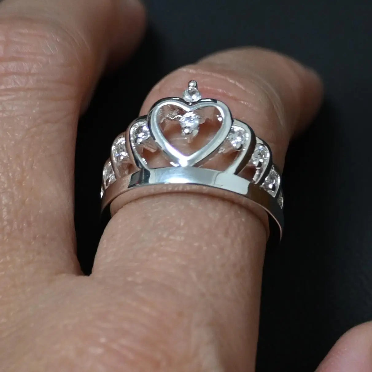 Vương Miện Bạc - Nhẫn Trang Sức Nữ Hoàng Độc Đáo