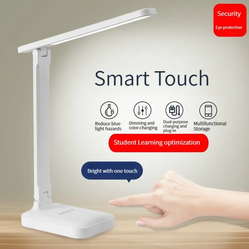 Đèn bàn thông minh màu trắng, điều khiển cảm ứng, với tính năng bảo vệ mắt và sạc đa năng.