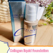 Chai kem nền collagen màu bạc, có vòi bơm trắng, nền gỗ, hộp và hoa trang trí.