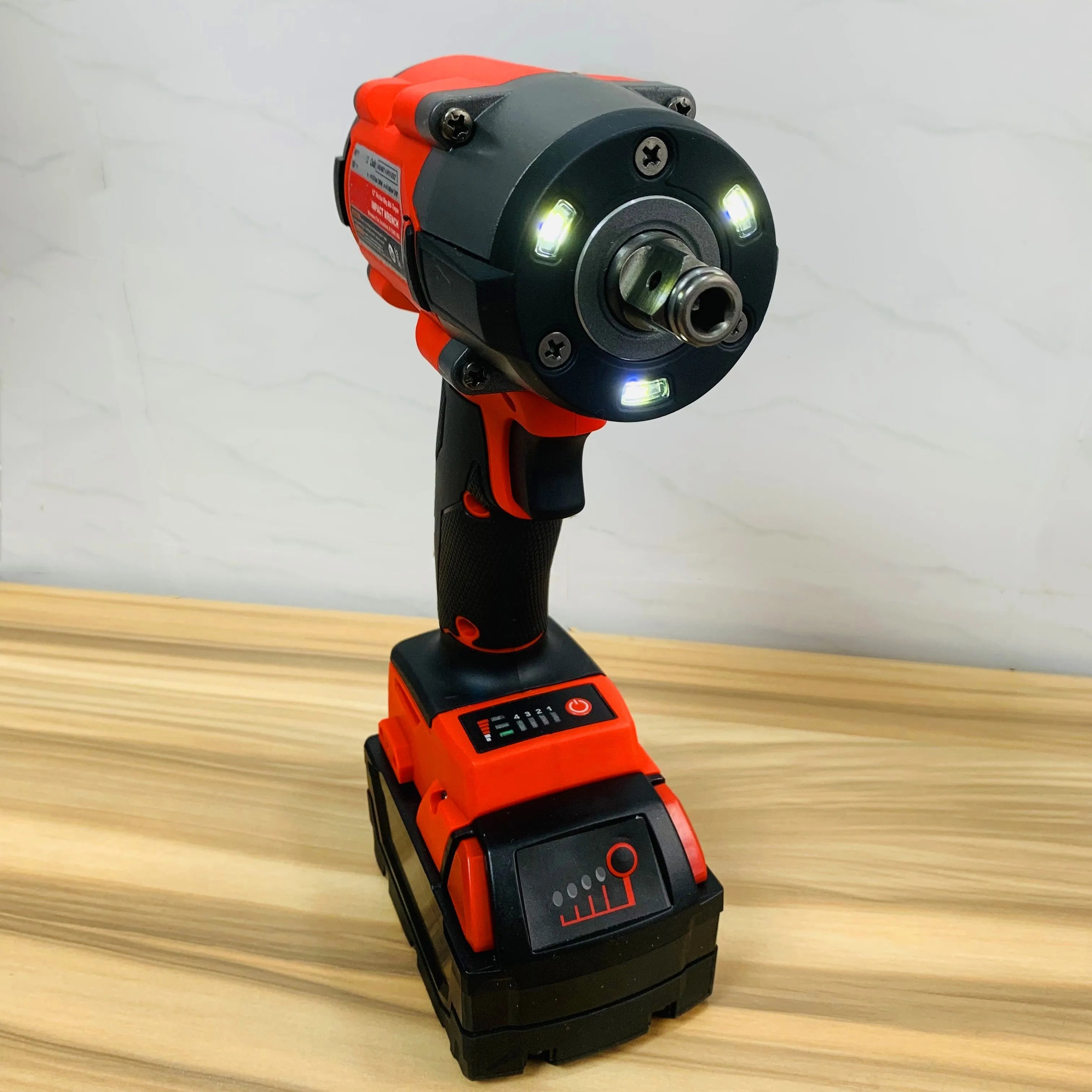 Máy siết bu lông không dây Milwaukee 18V 600N.M mạnh mẽ - Daisan Mart