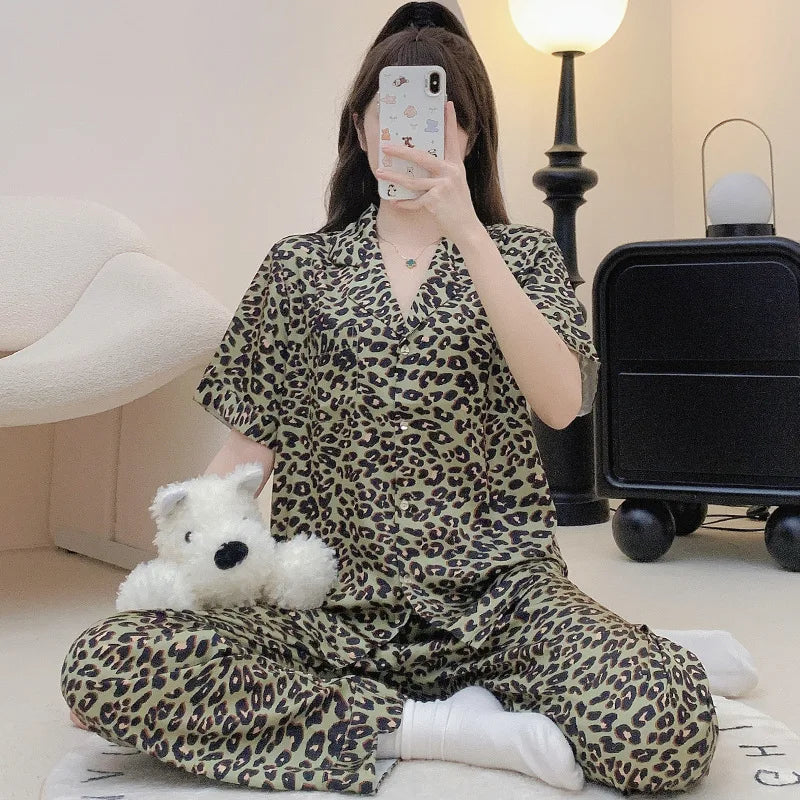 Bộ Đồ Ngủ Nữ Lụa Mát Họa Tiết Da Báo Cao Cấp - Daisan Mart