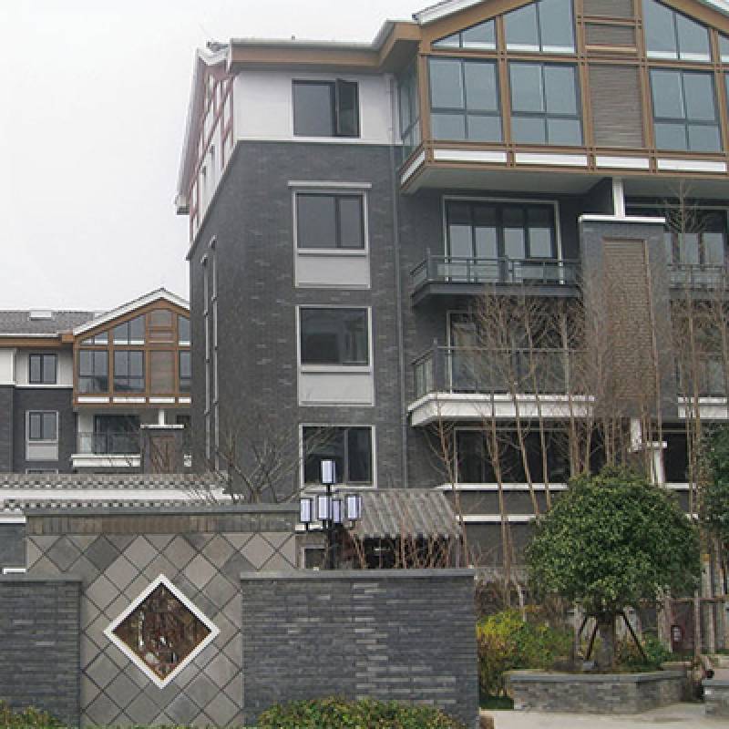 Gạch thẻ ốp tường màu trắng bề mặt sần 60x240mm 62410 - Daisan Mart