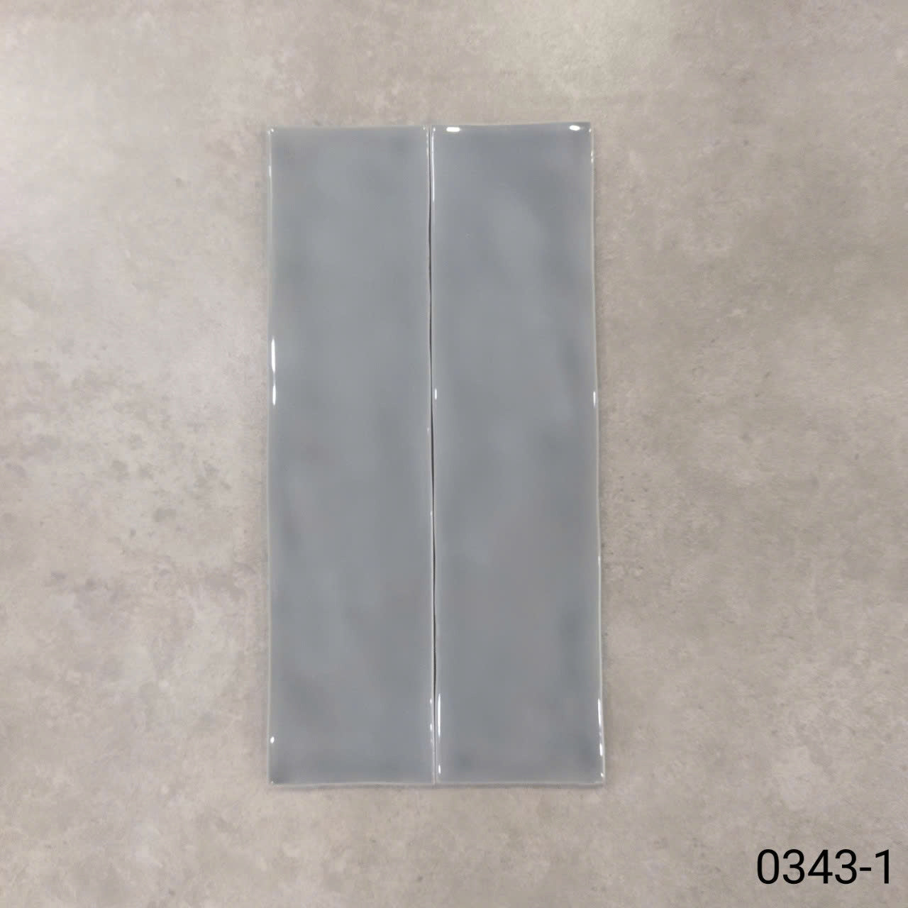 Gạch thẻ Việt Nam KT 75x300mm xám bóng lượn loại 1 mã 0343-1 - Daisan Mart