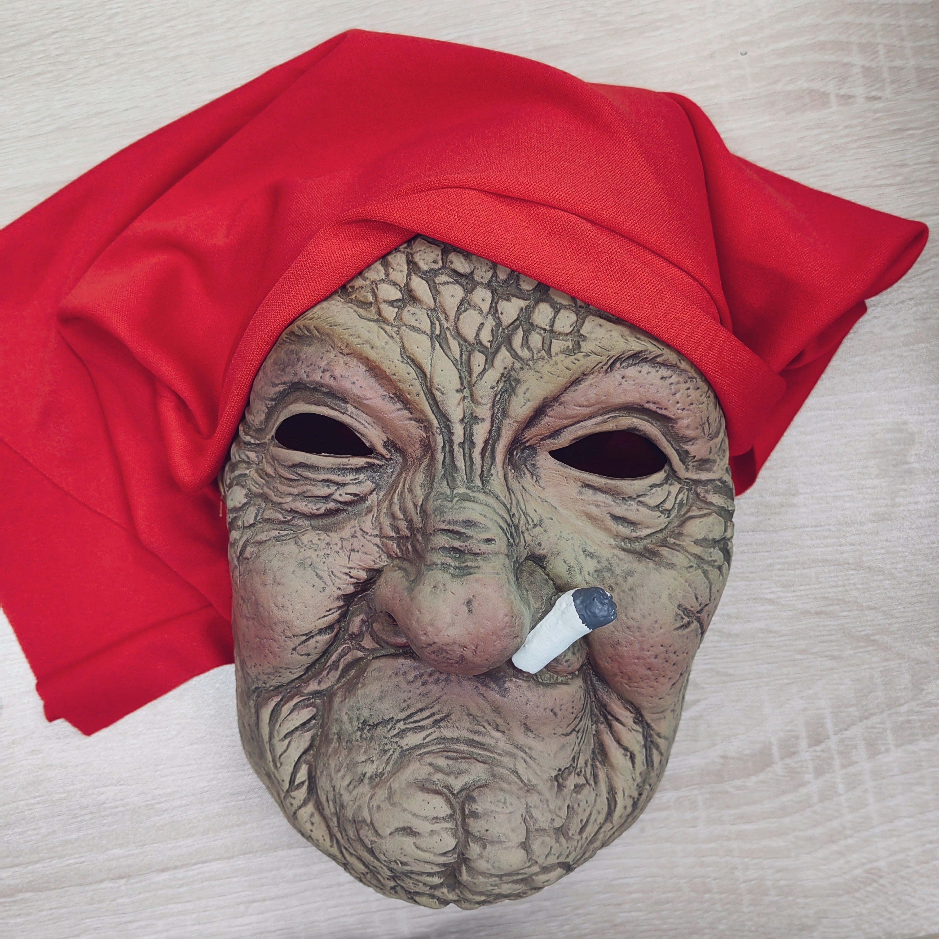 [Red Hood Halloween Mask] Halloween Mask, Little Red Hood Smoking Grandma Old Woman, Party Props, Ideal Gift for Men &amp; Women