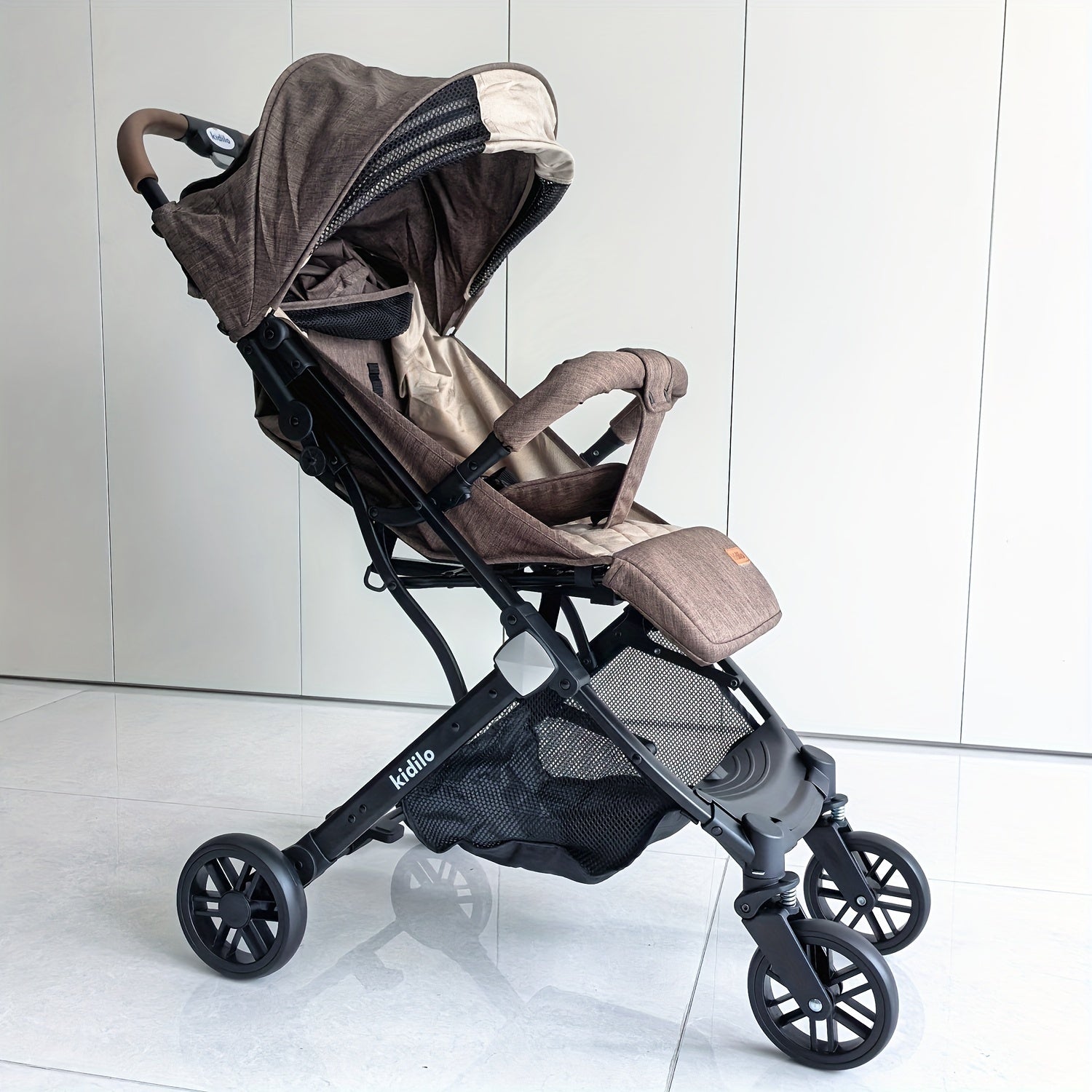 Xe đẩy cao cấp cho bé sơ sinh ghế trứng gọn nhẹ