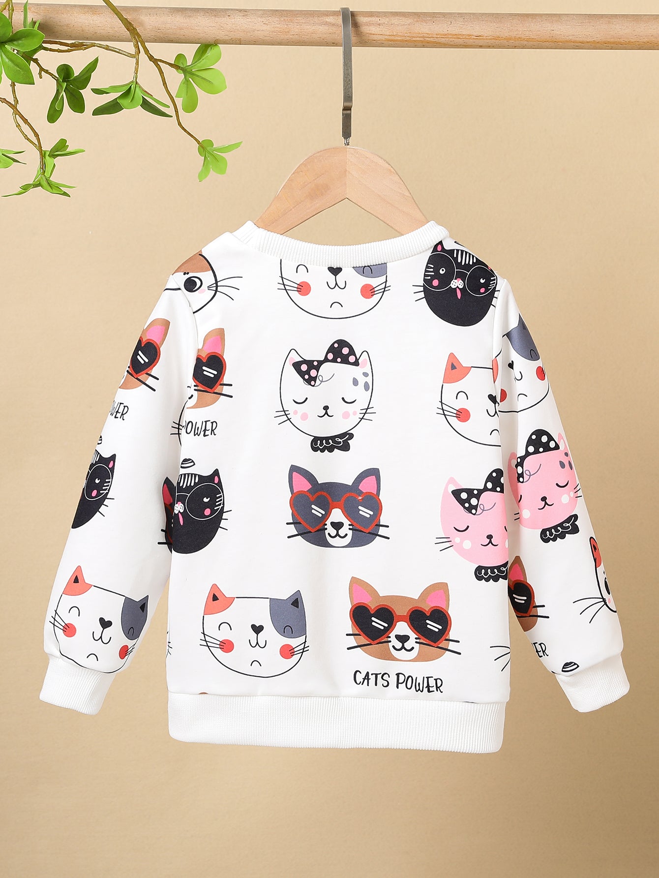 Áo nỉ nữ họa tiết mèo xinh - Hồng nhạt, trẻ trung - Daisan Mart