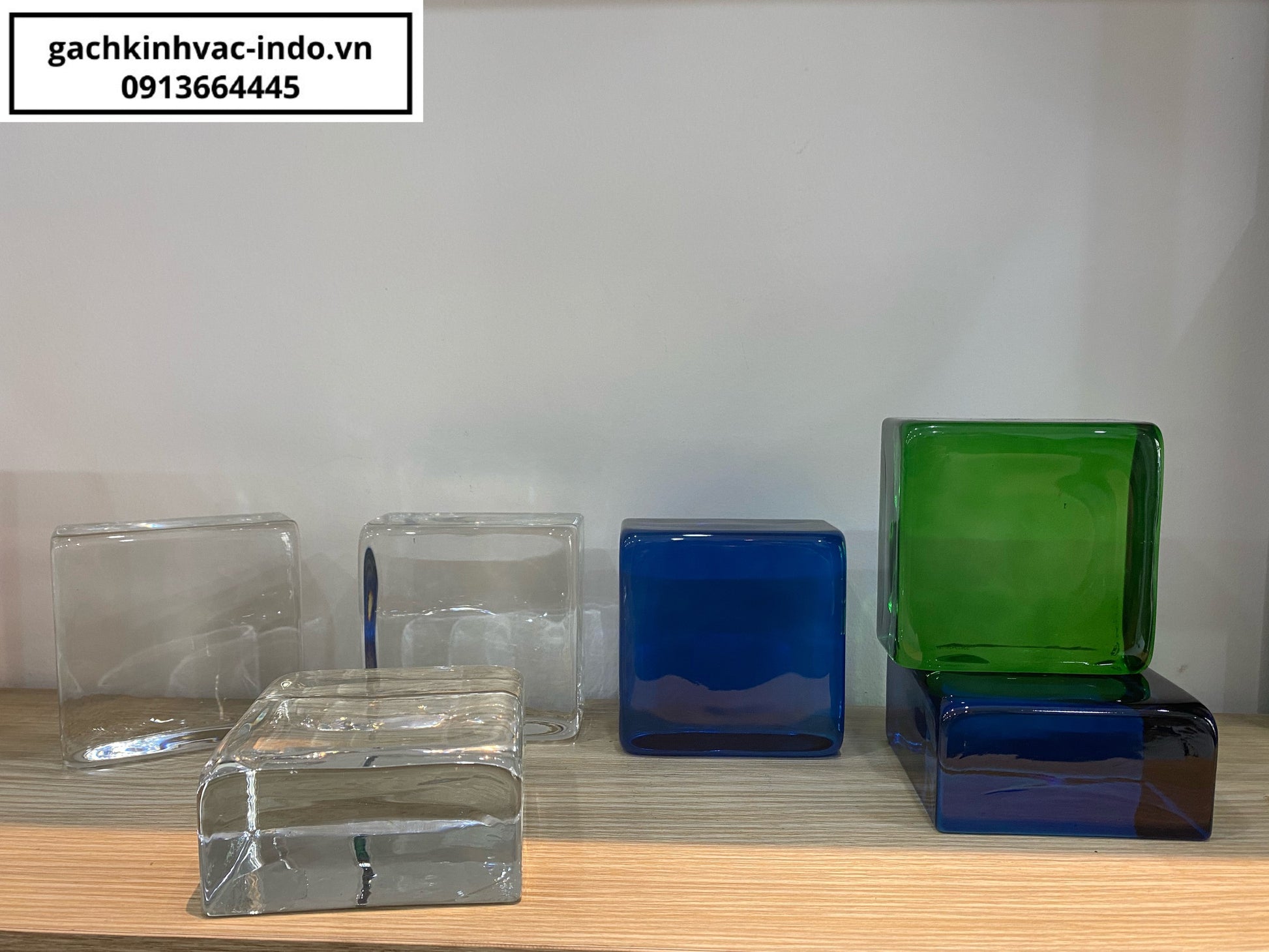 GẠCH KÍNH KHỐI ĐẶC S1-1 - Daisan Mart