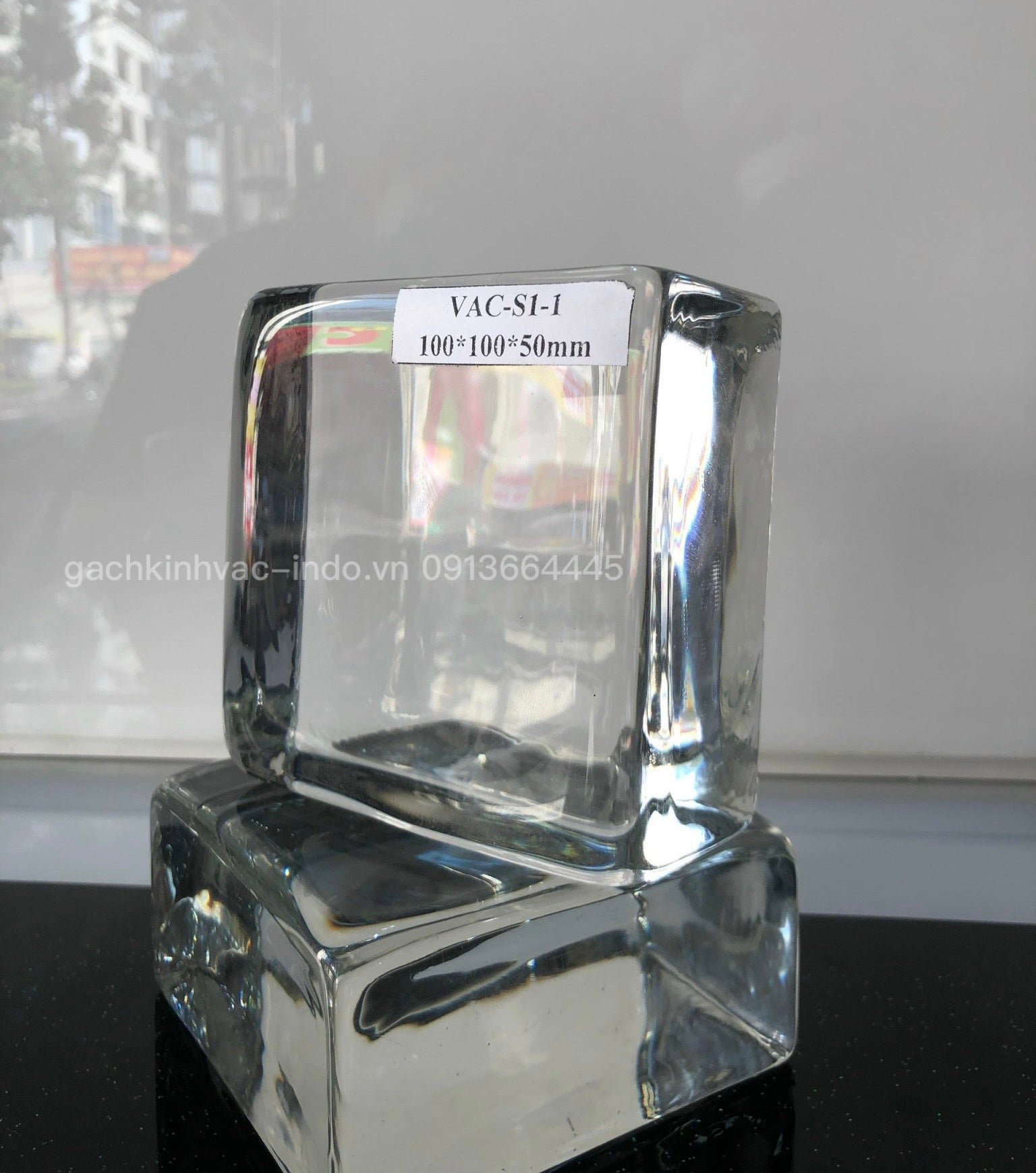 GẠCH KÍNH KHỐI ĐẶC S1-1 - Daisan Mart