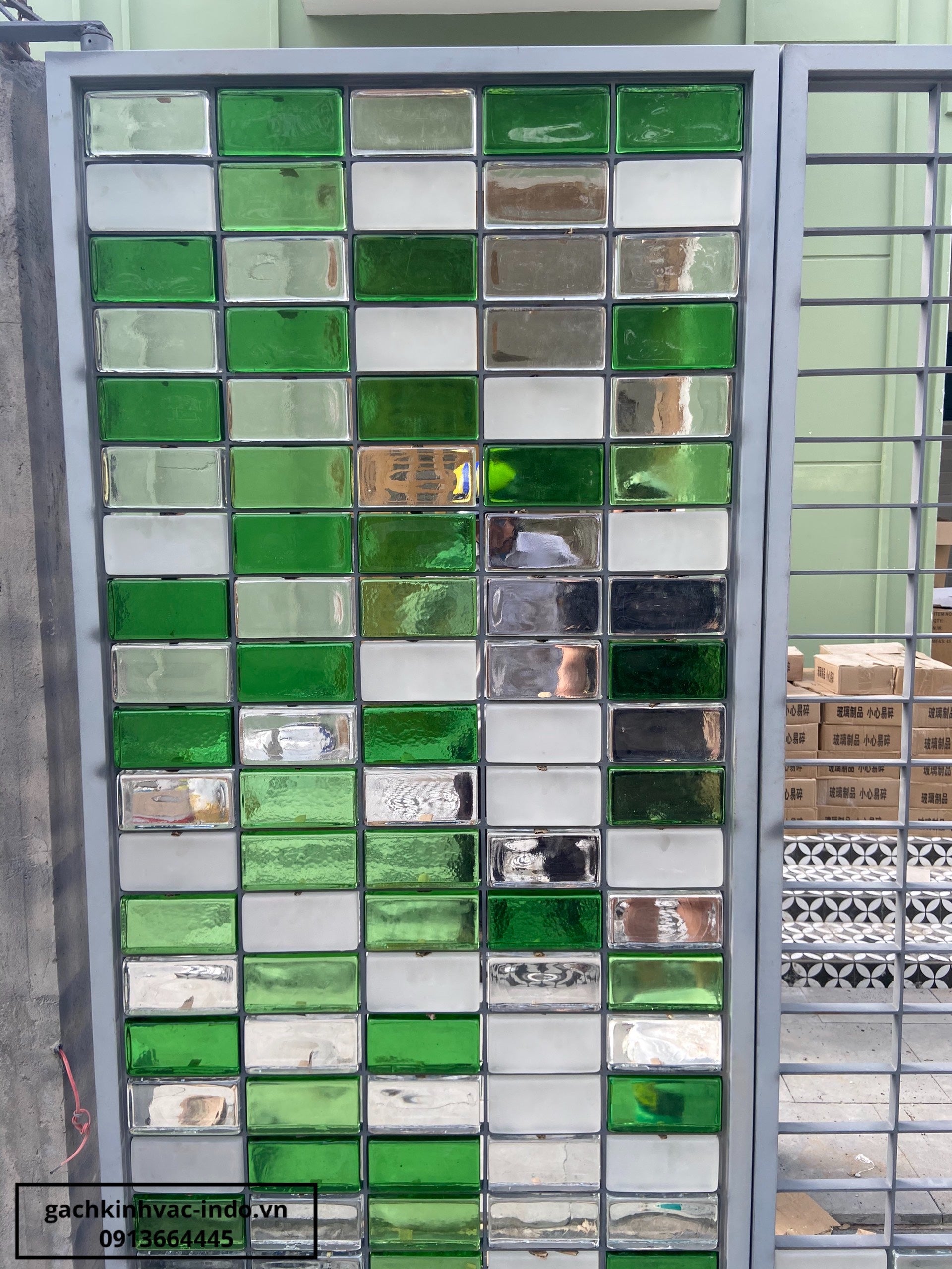 GẠCH KÍNH KHỐI ĐẶC S7 - Daisan Mart