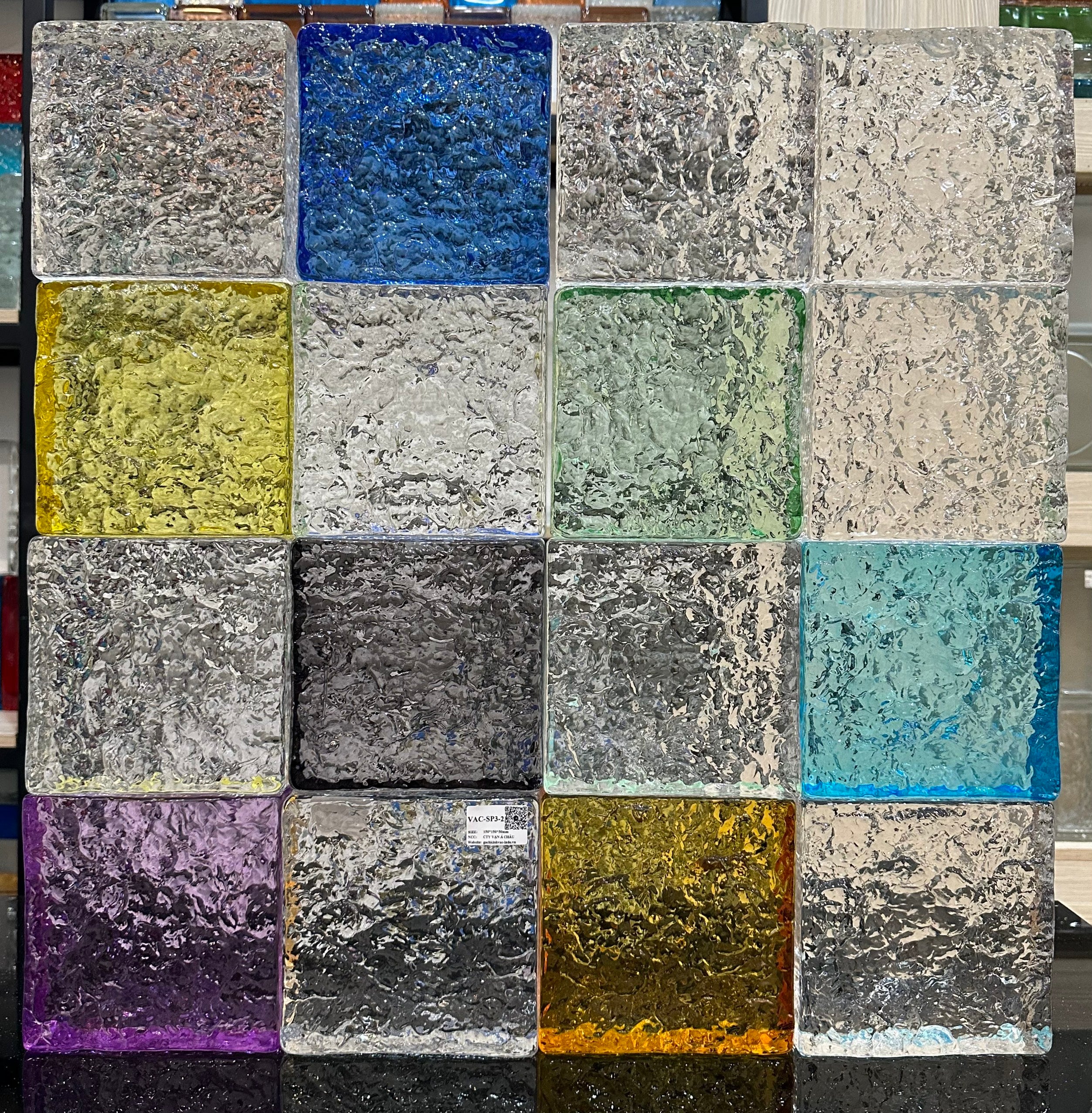 Gạch Kính Khối Đặc SP3-2 Màu Tím - Daisan Mart