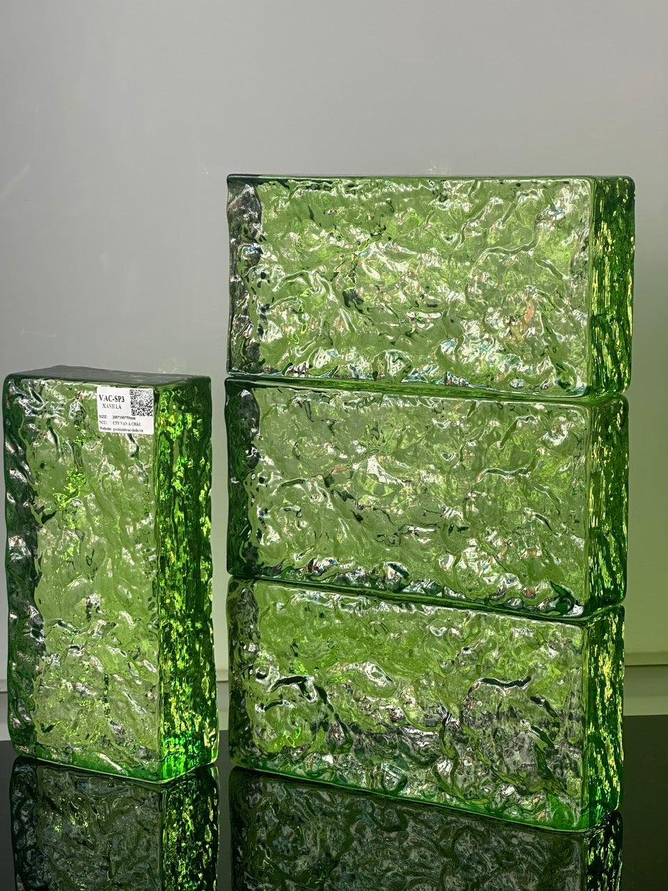 Gạch Kính Khối Đặc SP3-Xanh Lá - Daisan Mart