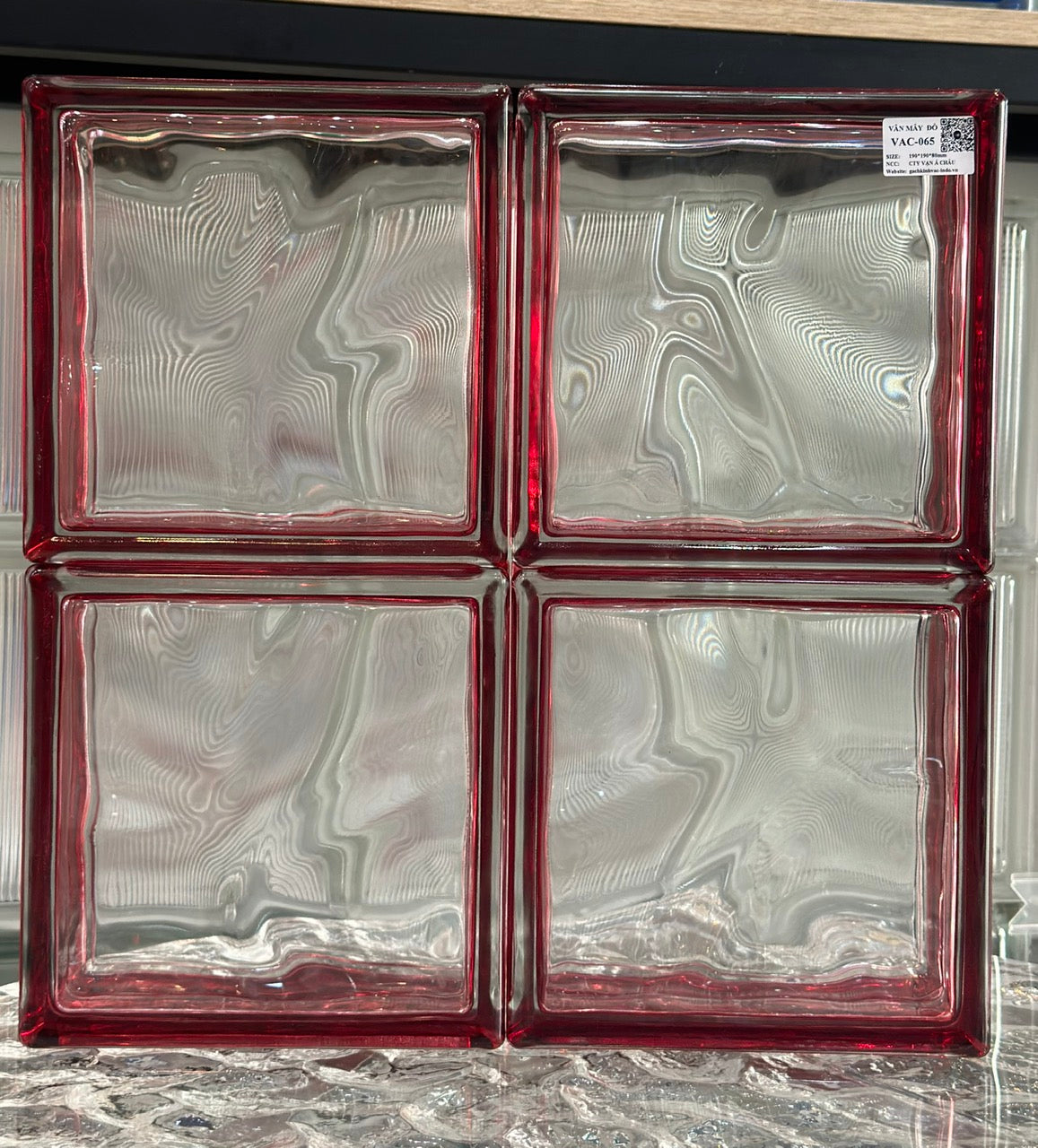 Gạch Kính Vân Mây Đỏ VAC-065 - Daisan Mart