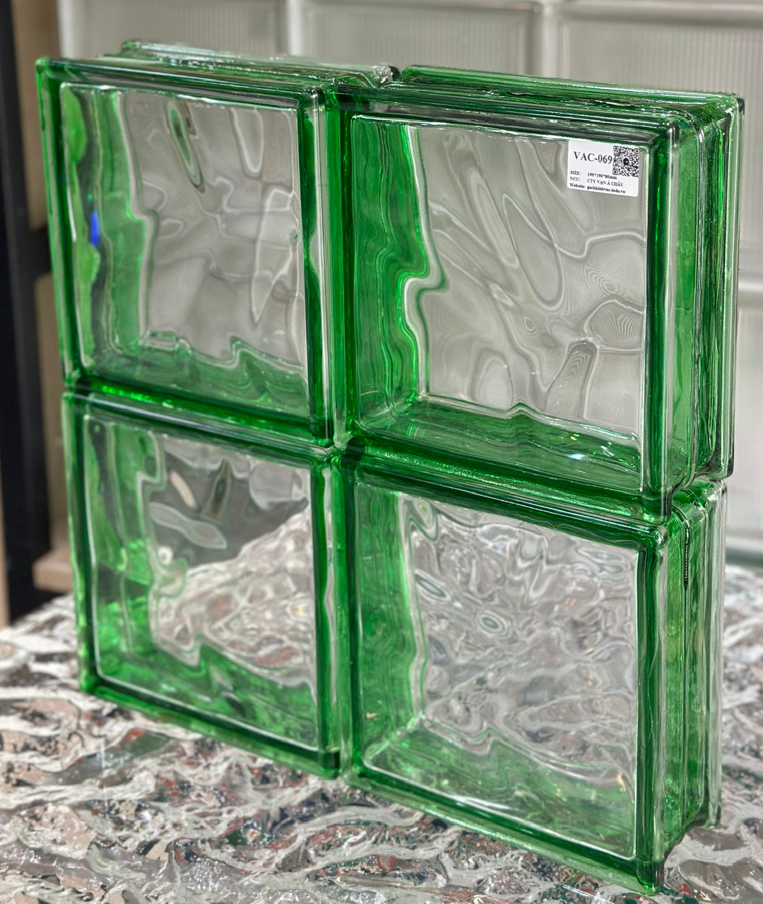 Gạch Kính Vân Mây Xanh Lá VAC-069 - Daisan Mart