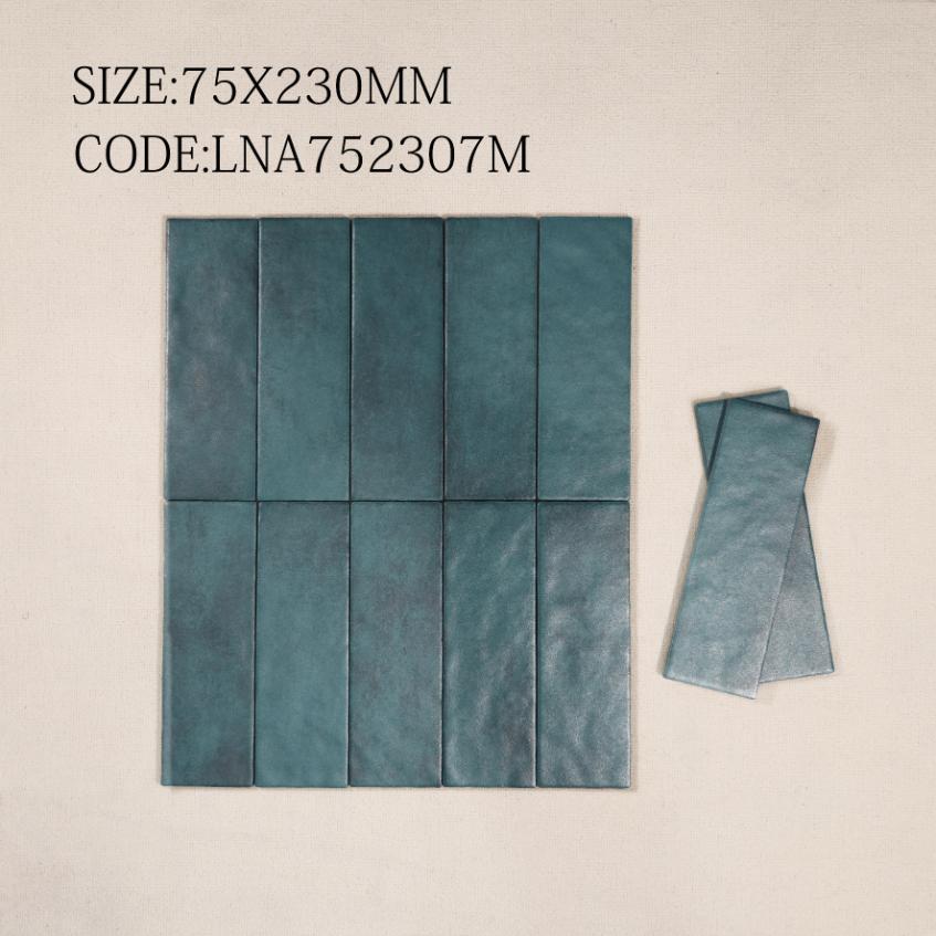 Porcelain tile, matte and curved, size 75x230mm, code LNA752307M