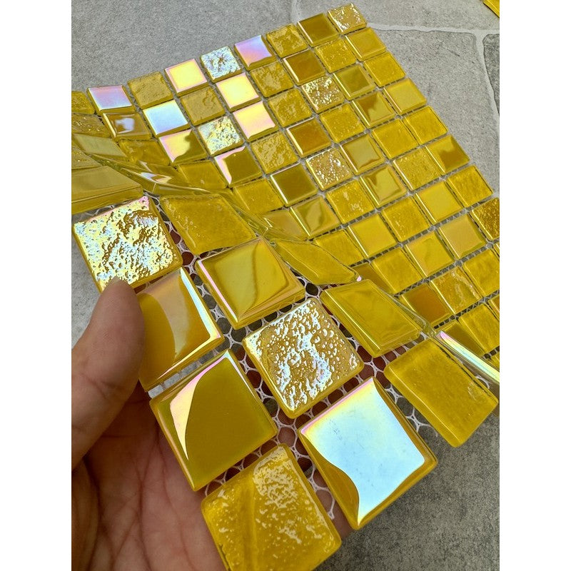 Gạch mosaic thủy tinh lấp lánh MH 7020 - Daisan Mart