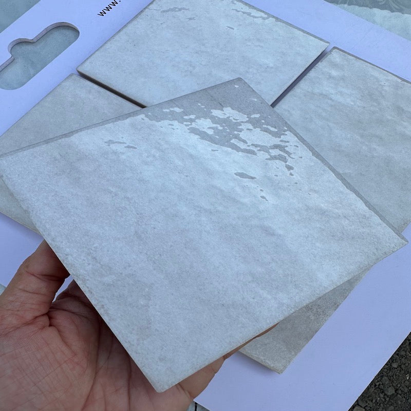 Gạch Thẻ Gợn Sóng 123x123  LP12300 - Daisan Mart