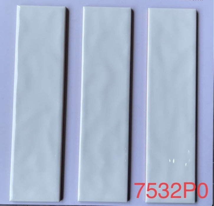 Gạch Thẻ Gợn Sóng 75x300 Màu Trắng 7532P0 - Daisan Mart