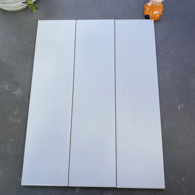 Gạch thẻ mờ 75x300mm mã EWHI312M - Daisan Mart